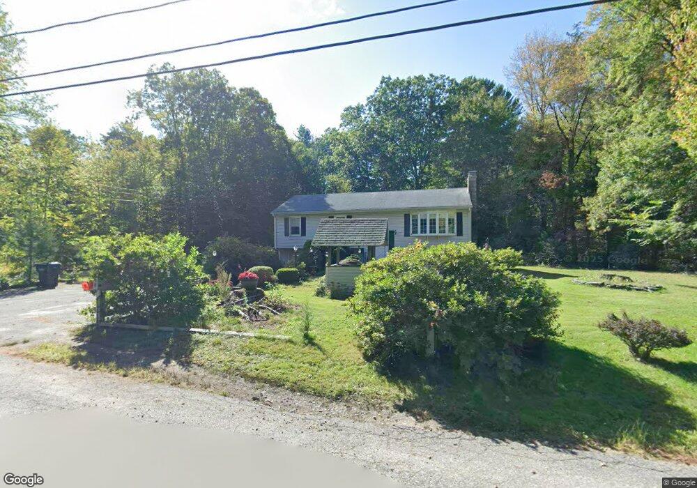 14 Stagecoach Rd, Rehoboth, MA 02769 - photo 1