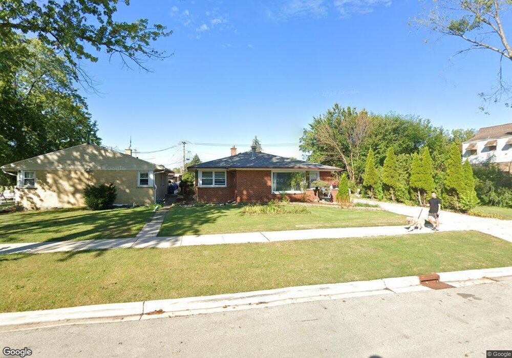 1886 Spruce Ave, Des Plaines, IL 60018 - photo 1