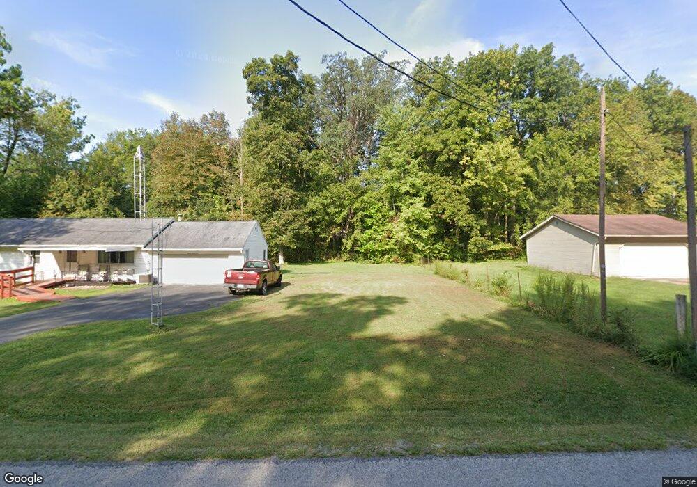 1146 S Thayer Rd, Lima, OH 45806 - photo 1
