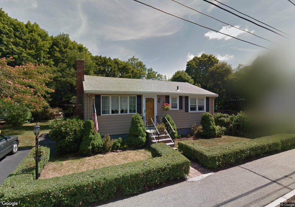 18 Valley St, Wakefield, MA 01880 - photo 1