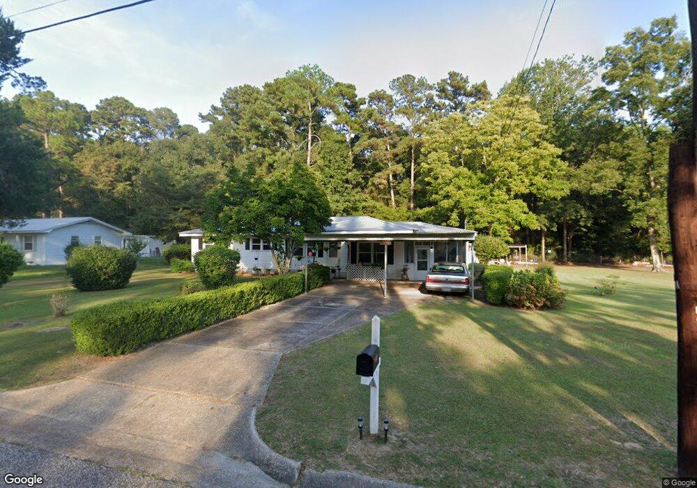 301 Reid Dr, Dothan, AL 36301 - photo 1