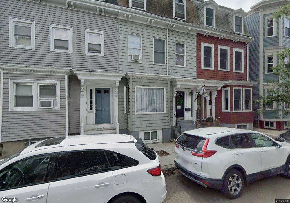 647 E 7th St, Boston, MA 02127 - photo 1