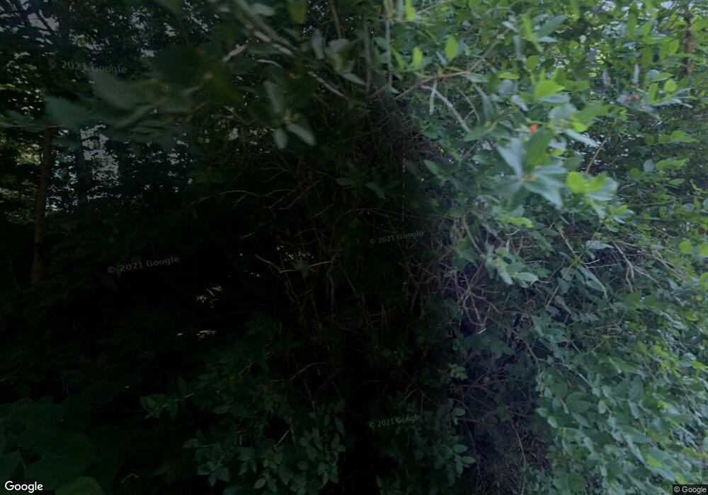 719 Vine St, Davenport, IA 52802 - photo 1