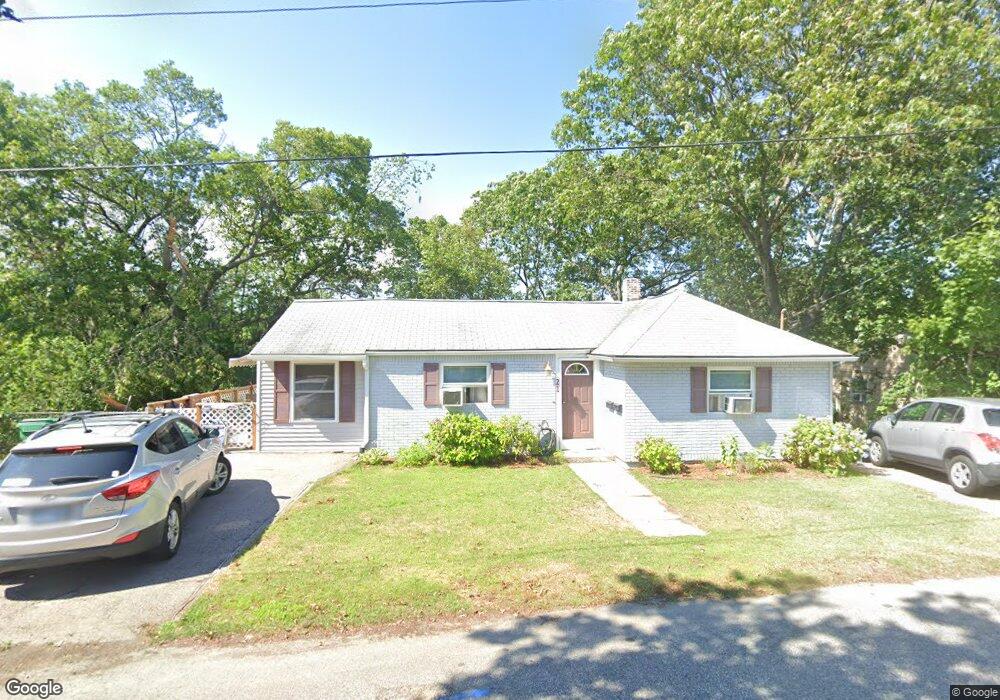 21 Elberta St, Warwick, RI 02889 - photo 1