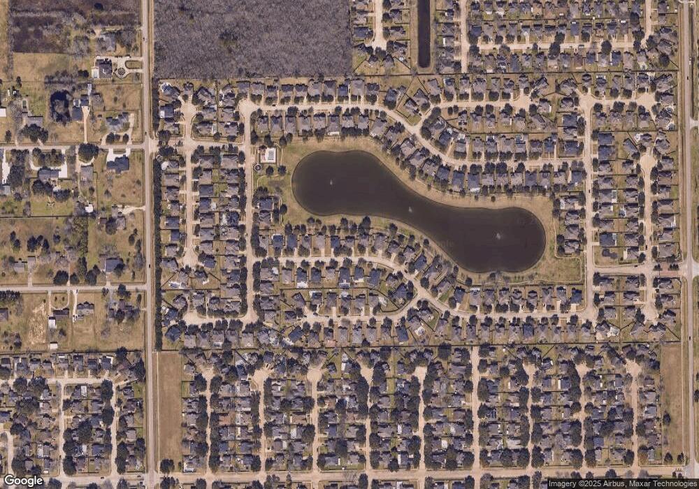 4803 Lakefront Terrace Dr, Pearland, TX 77584 - photo 1