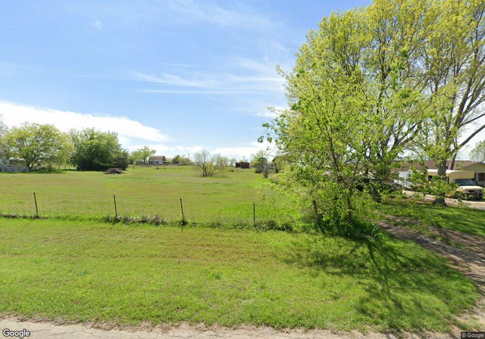 2101 Hill Top Cir, Weatherford, TX 76085 - photo 1