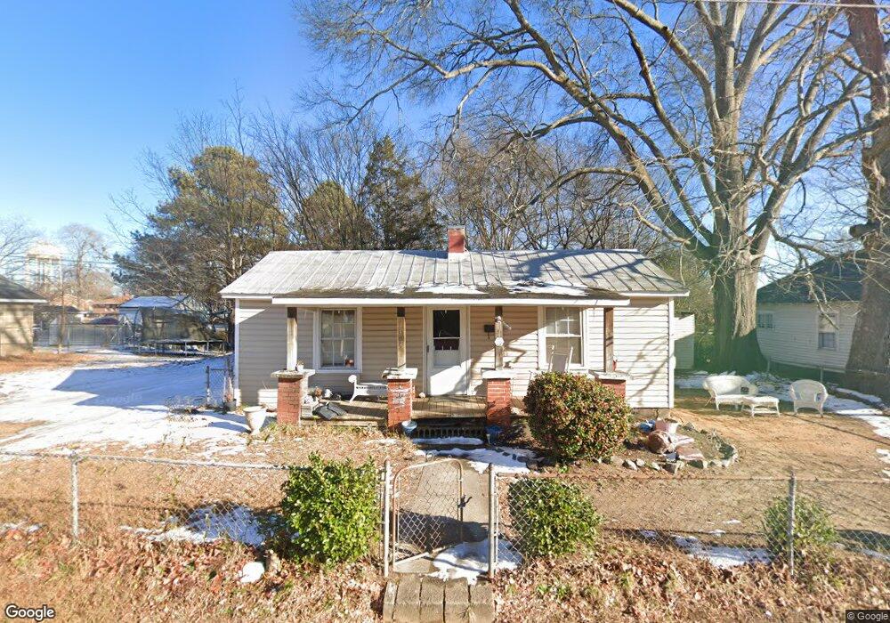 1004 Burton St, Roanoke Rapids, NC 27870 - photo 1