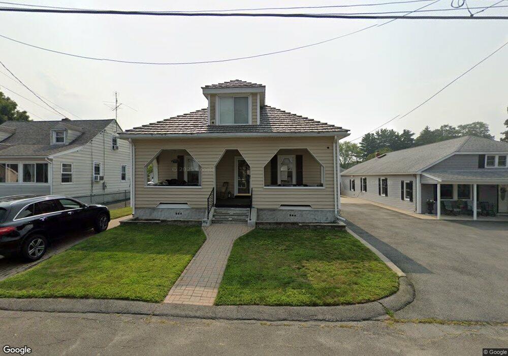 43 Lakeview Ave, Ludlow, MA 01056 - photo 1