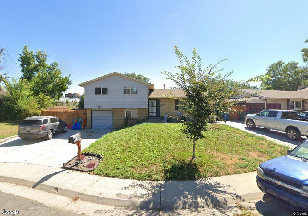 15121 E Security Way, Aurora, CO 80011 - photo 1