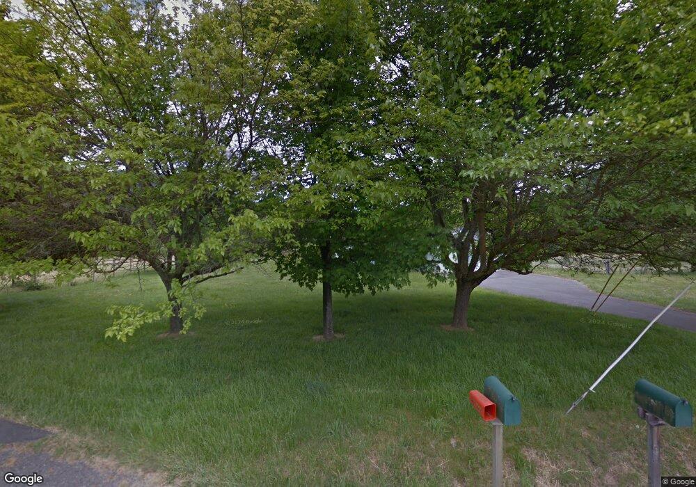 353 Laureldale Ln, Grants Pass, OR 97527 - photo 1