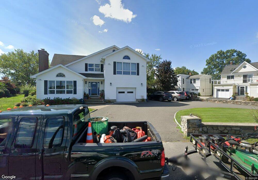 80A Harbor Rd unit REAR, Westport, CT 06880 - photo 1