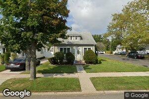 1382 Langdon Blvd, Rockville Centre, NY 11570