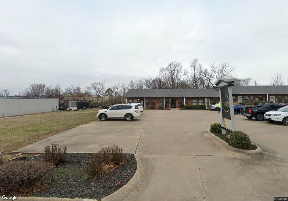 106 N 34th St, Rogers, AR 72756 - photo 1