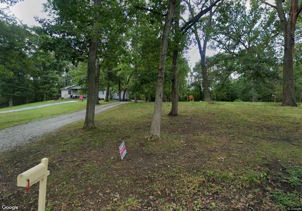 137 W 890 N, Wheatfield, IN 46392 - photo 1