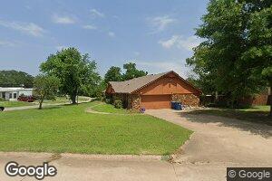 801 E Erie Ave, Yale, OK 74085