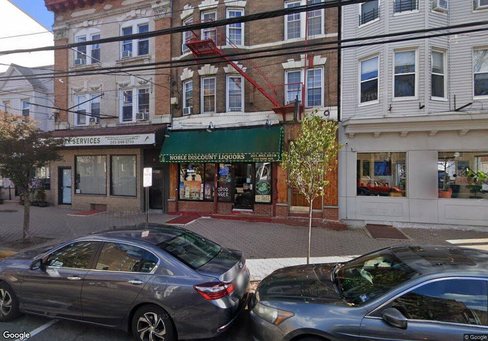 4702 Park Ave unit 3R, Weehawken, NJ 07086 - photo 1