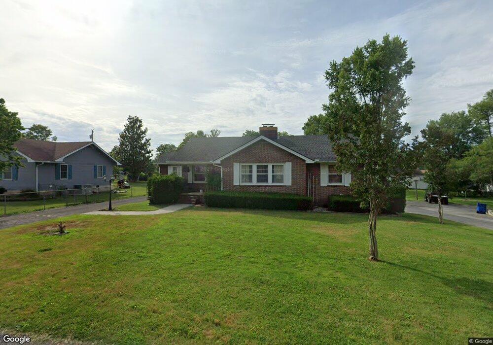 605 Larrymore Dr, Manchester, TN 37355 - photo 1