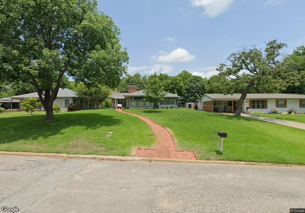 1317 W Munson St, Denison, TX 75020 - photo 1