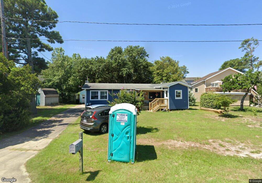 804 Cardinal St unit 3, Kill Devil Hills, NC 27948 - photo 1