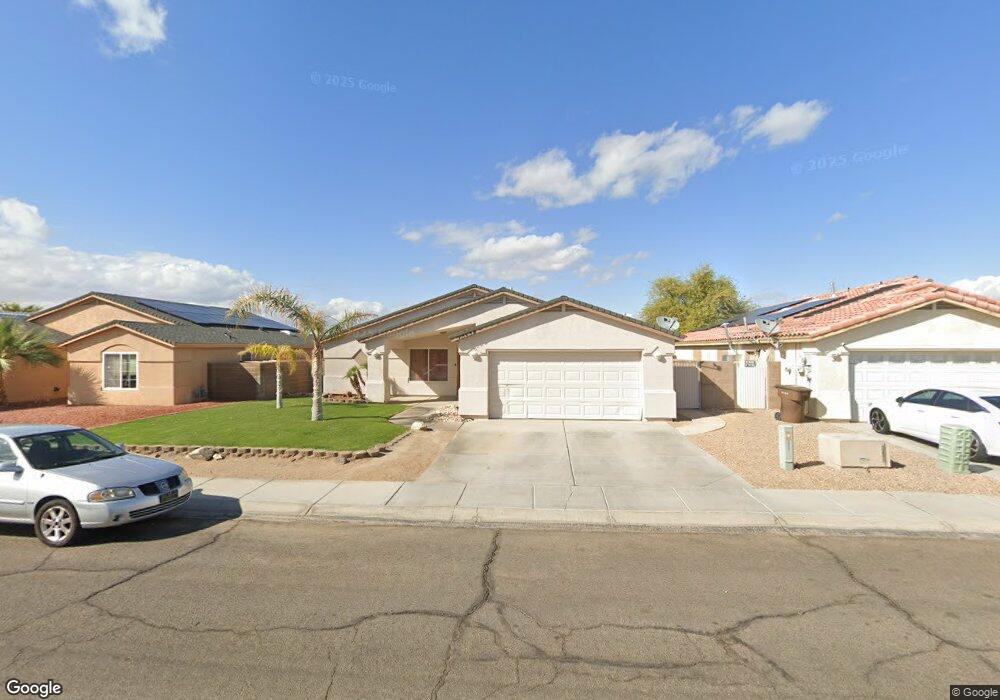 10534 E 34th St unit III, Yuma, AZ 85365 - photo 1