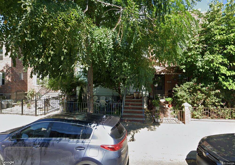 3230 46th St, Astoria, NY 11103 - photo 1