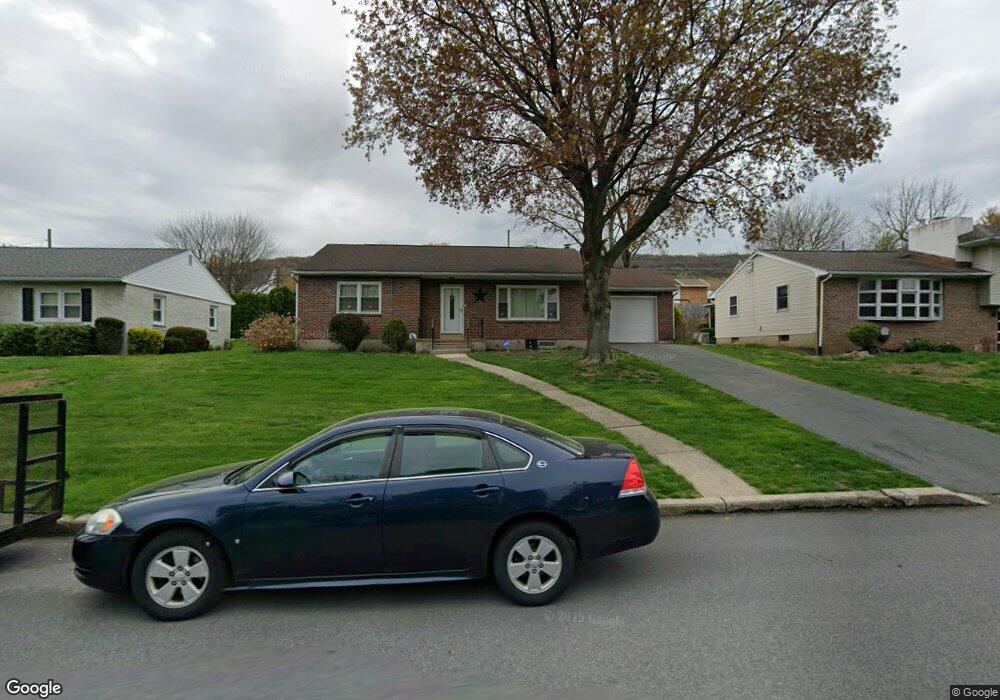 2217 Fernwood St, Reading, PA 19604 - photo 1