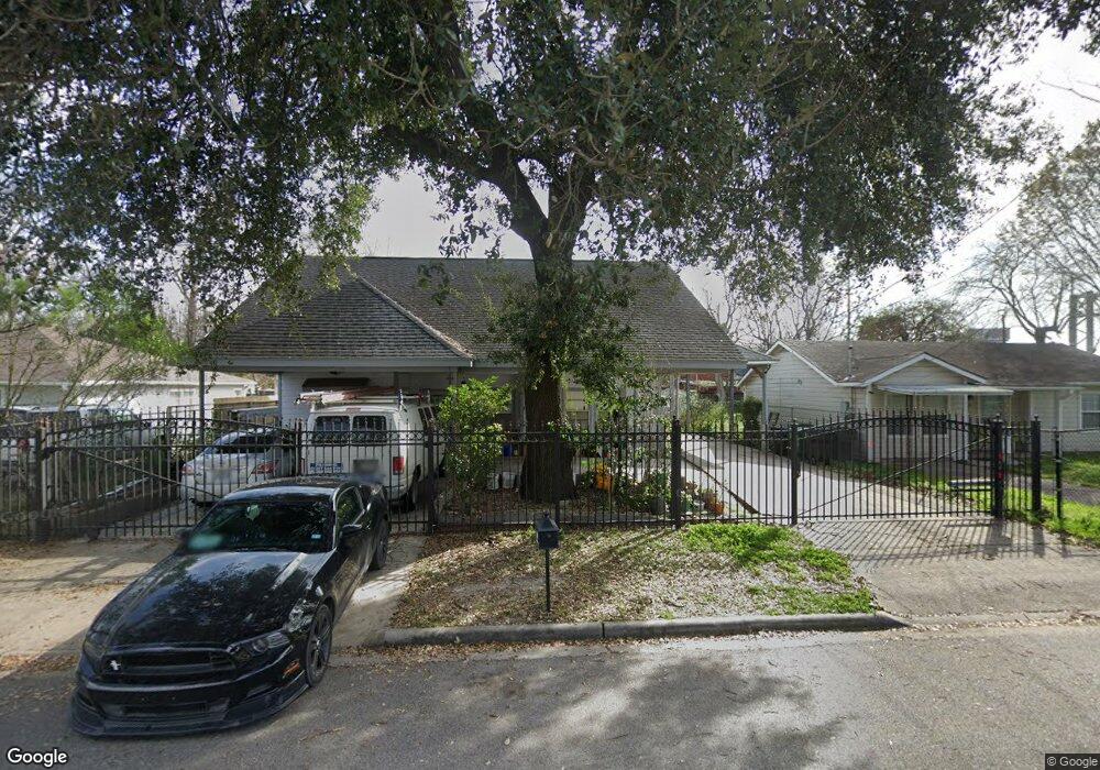 5714 Cherry St, Houston, TX 77026 - photo 1