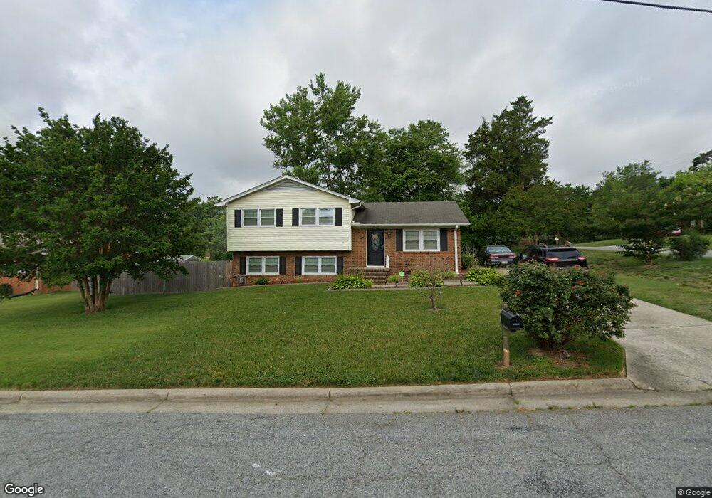 2300 Wachovia Dr, Greensboro, NC 27403 - photo 1