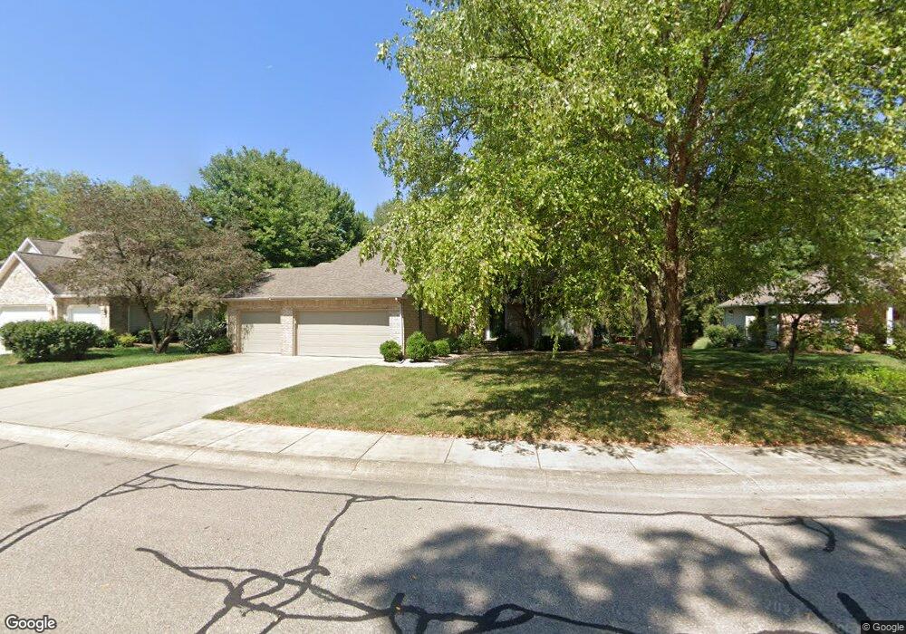 5526 Blackhawk Ct, Columbus, IN 47201 - photo 1