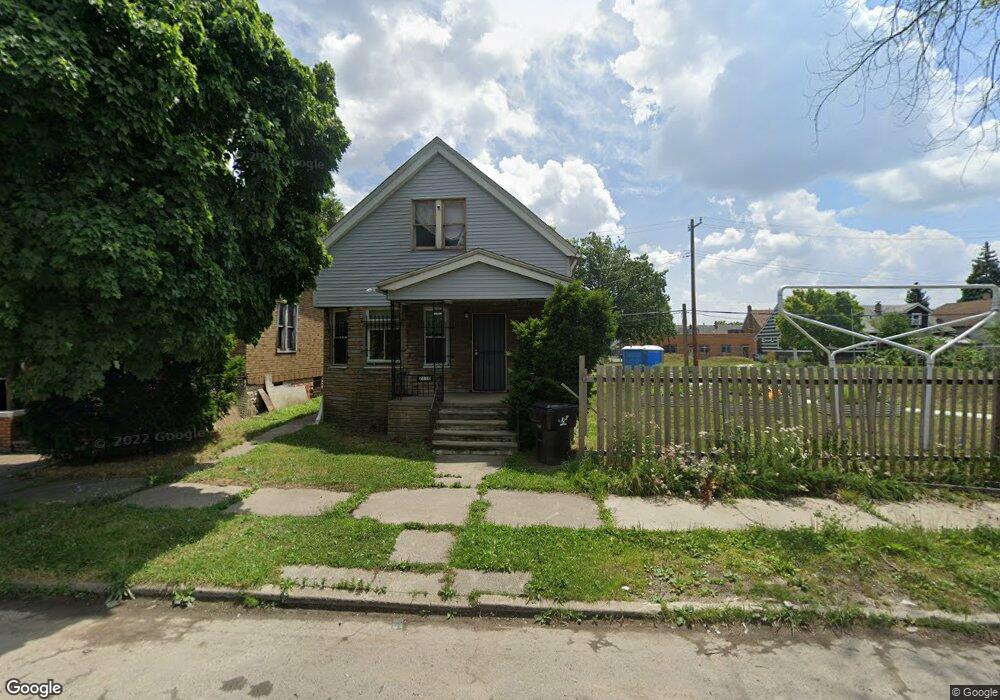 2104 Mcpherson St, HamtraMcK, MI 48212 - photo 1