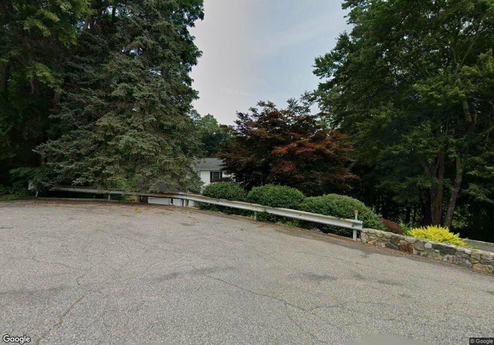 9 Holiday St, Pawling, NY 12564 - photo 1