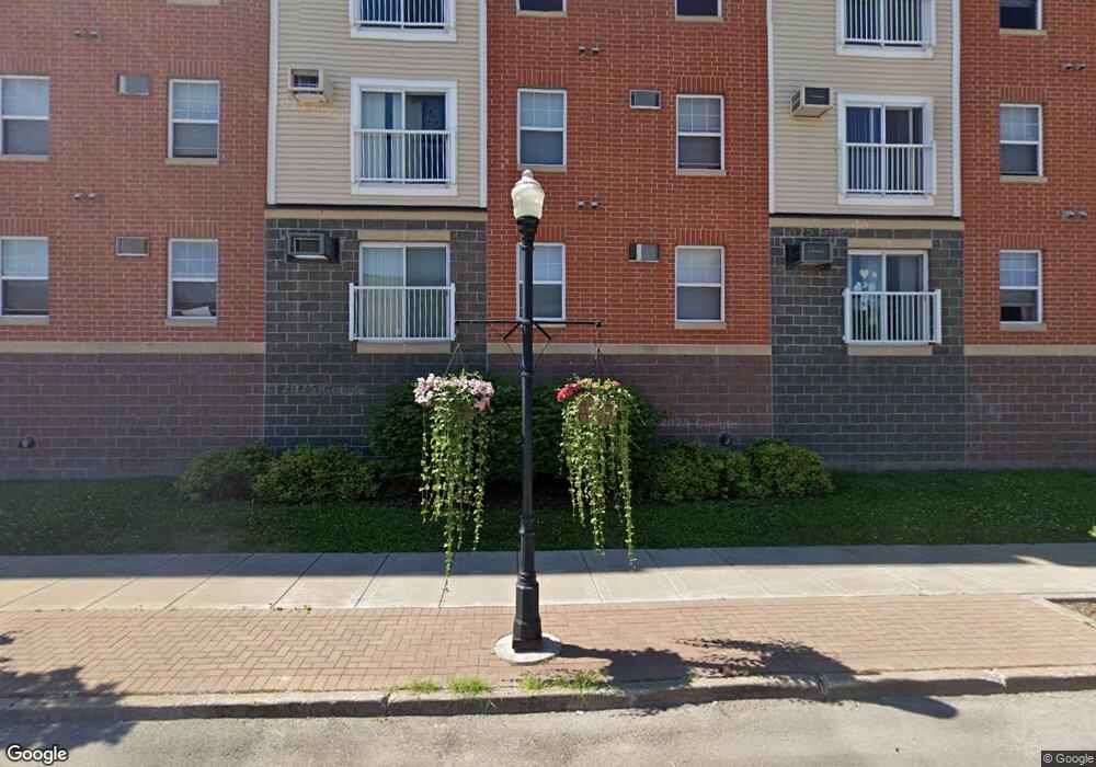 609 W 4th St, Davenport, IA 52801 - photo 1