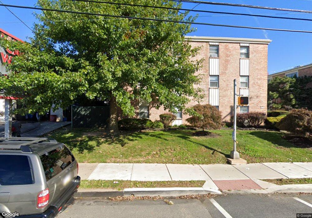 8125 W Chester Pike unit B7W, Upper Darby, PA 19082 - photo 1