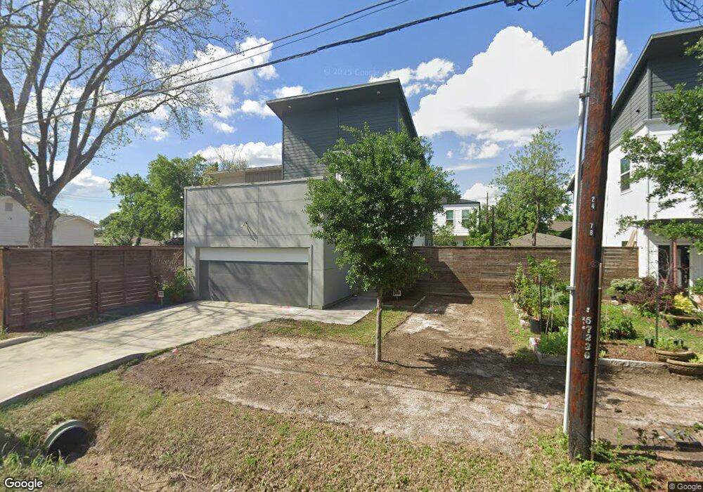 216 Pheasant St, Houston, TX 77018 - photo 1