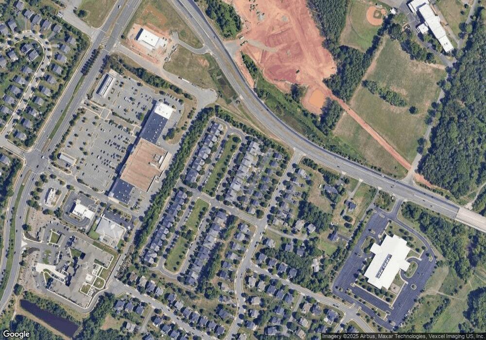 9572 Tarvie Cir, Bristow, VA 20136 - photo 1