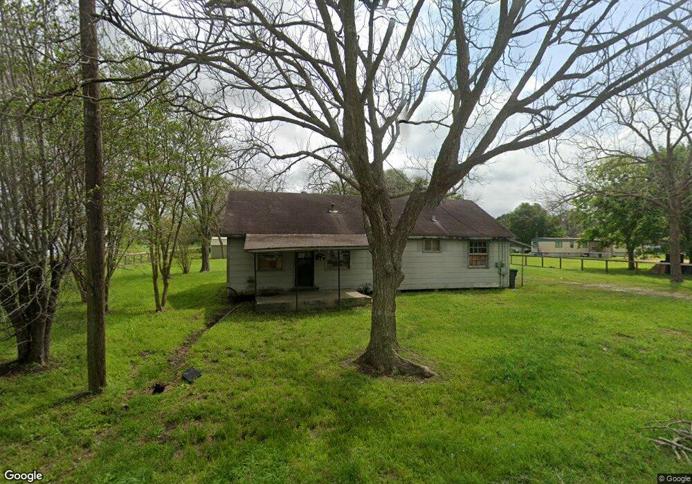 1705 Cottonwood Ave, Bay City, TX 77414 - photo 1