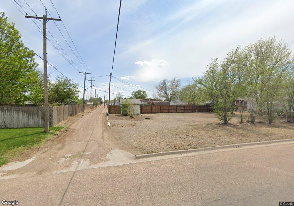 704 1/2 S Jefferson St, Hugoton, KS 67951 - photo 1