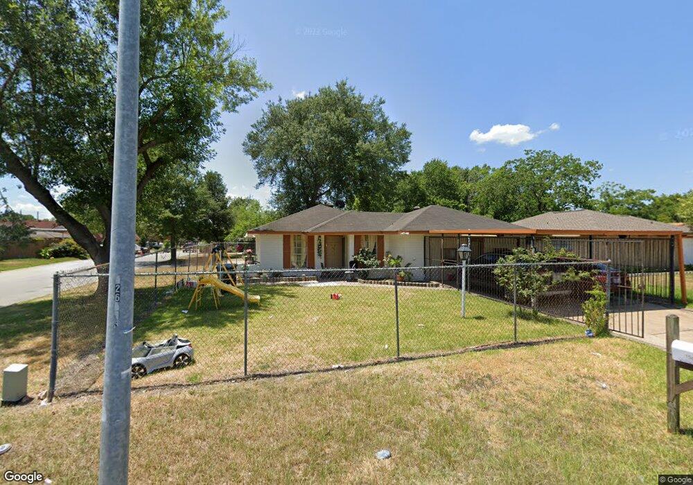 1503 Willow Rock Rd, Houston, TX 77088 - photo 1