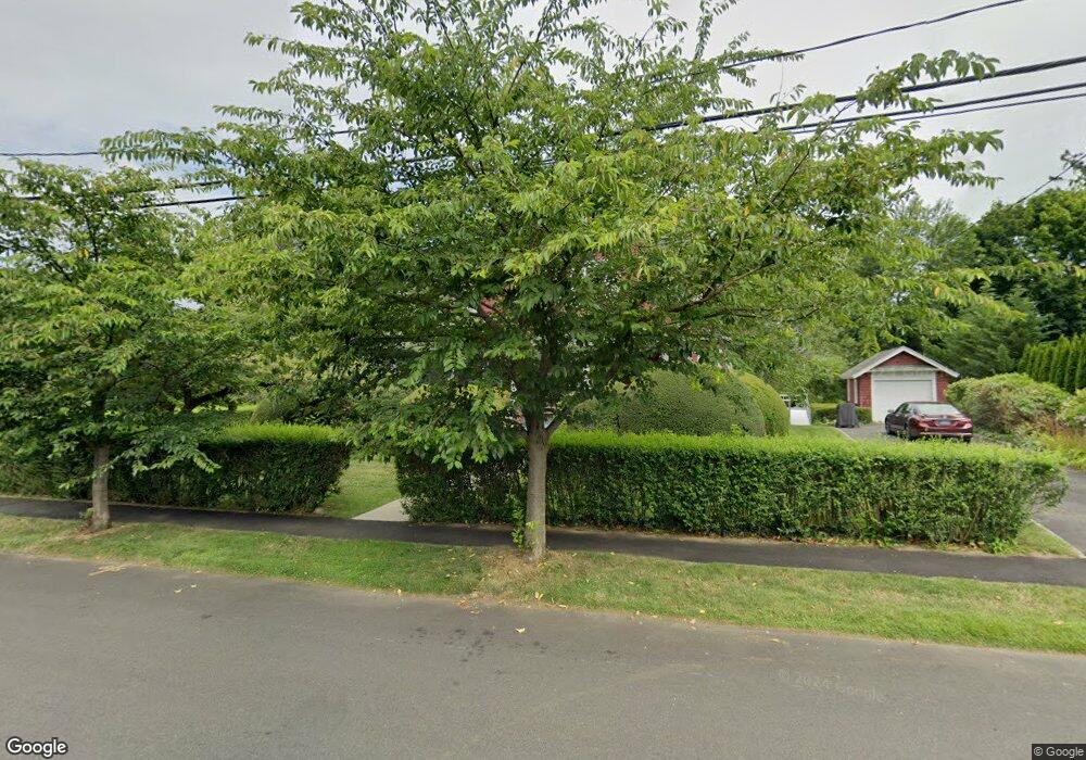 11 Keofferam Rd, Old Greenwich, CT 06870 - photo 1