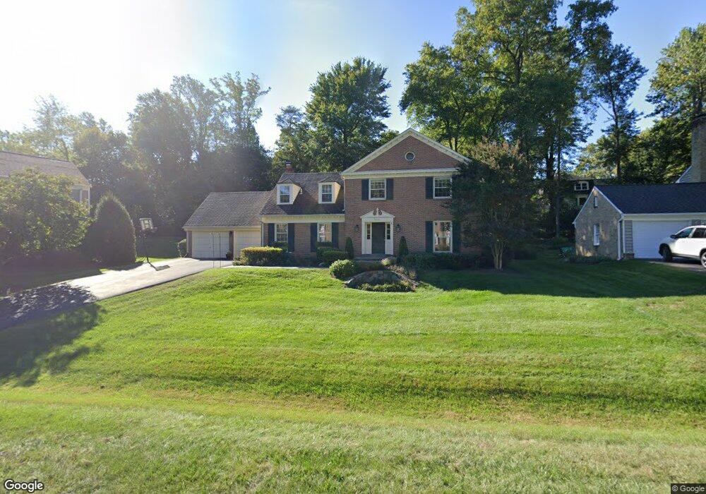 9216 Fall River Ln, Potomac, MD 20854 - photo 1