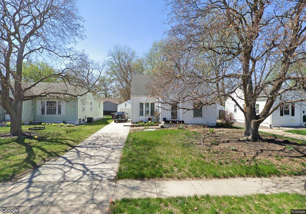1616 44th St, Des Moines, IA 50310 - photo 1