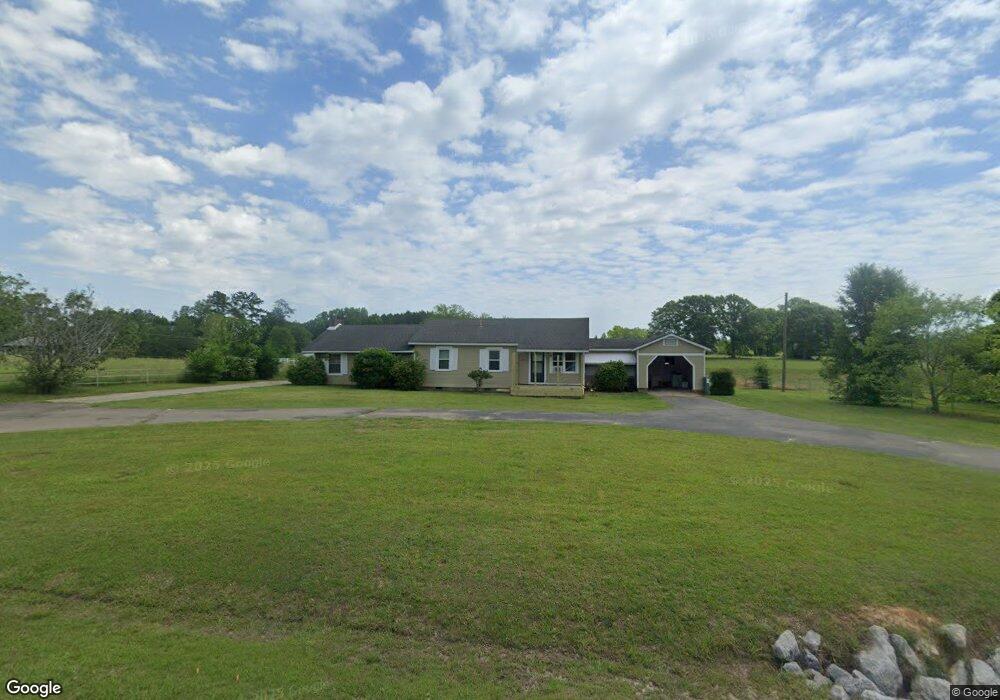 818 Reid Rd, Laurel, MS 39443 - photo 1