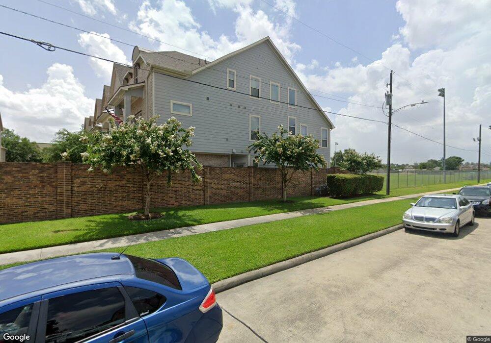 8417 Water Oak Pass Dr, Houston, TX 77055 - photo 1