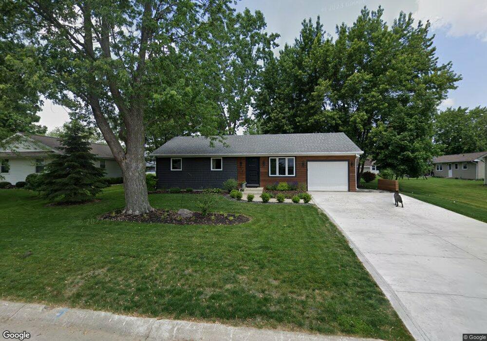 613 E Mill St, Ossian, IN 46777 - photo 1