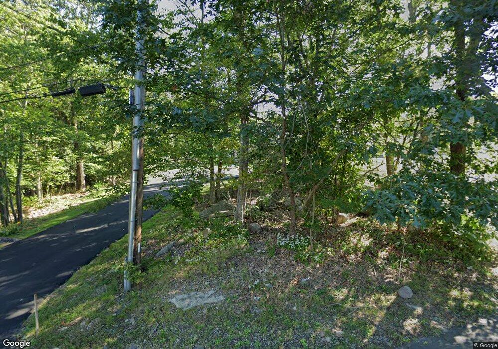 110 Braemore Rd, Braintree, MA 02184 - photo 1