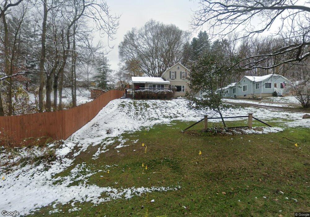 733 N Jefferson St, Ionia, MI 48846 - photo 1