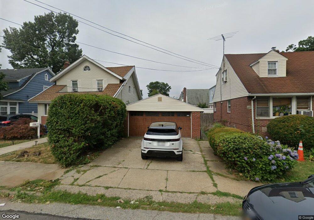 9306 239th St, Bellerose, NY 11426 - photo 1