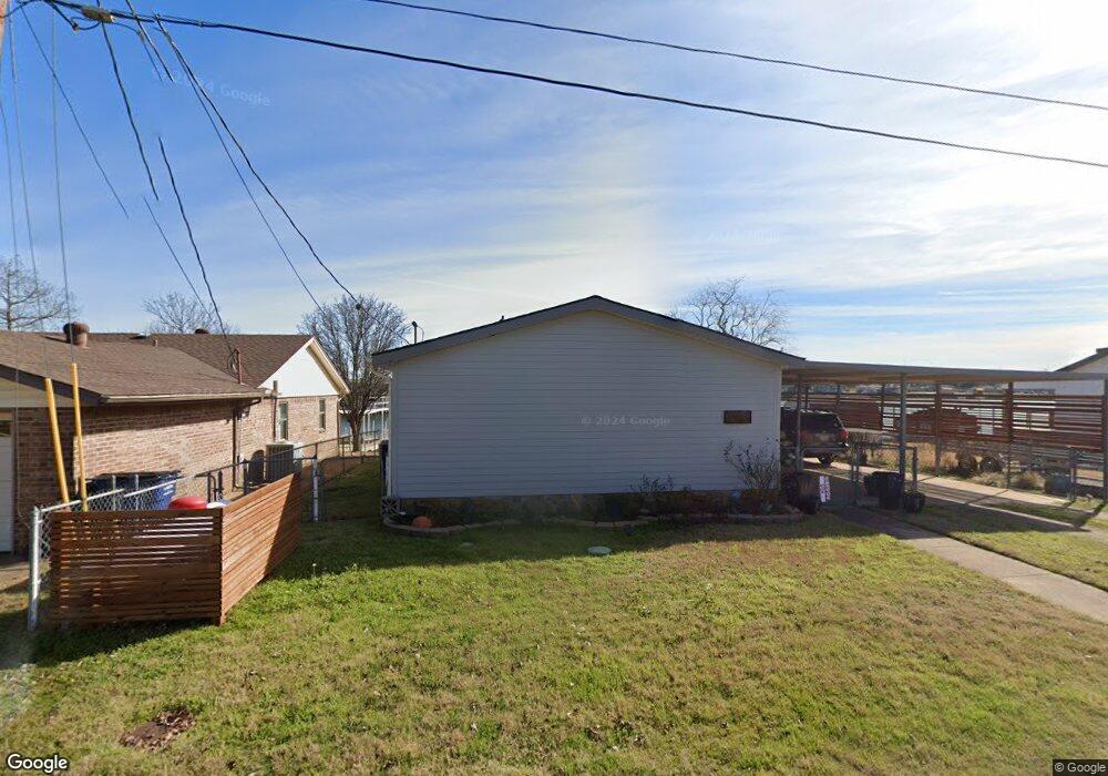 1935 Ports o Call Ct, Granbury, TX 76048 - photo 1