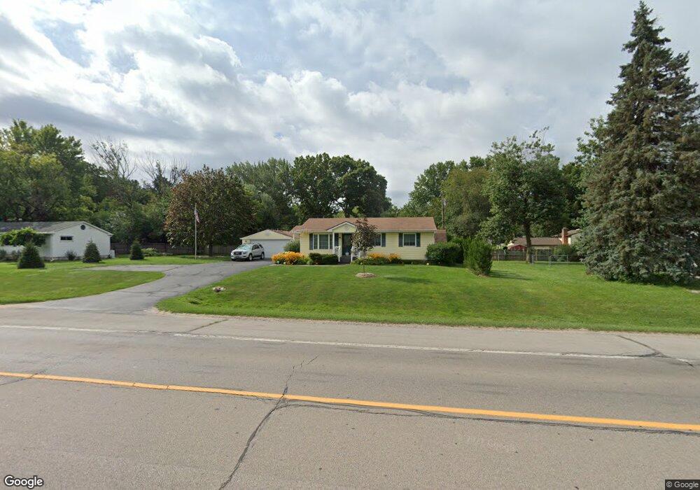 2454 E Highland Rd, Howell, MI 48843 - photo 1