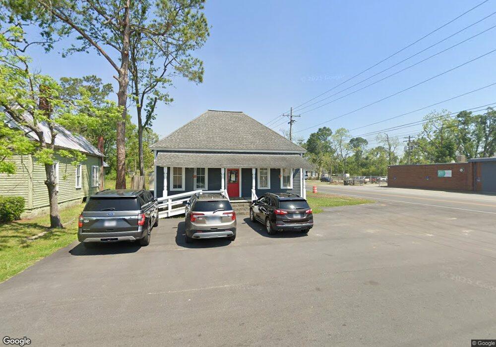 318 Coffee Ave S, Douglas, GA 31533 - photo 1